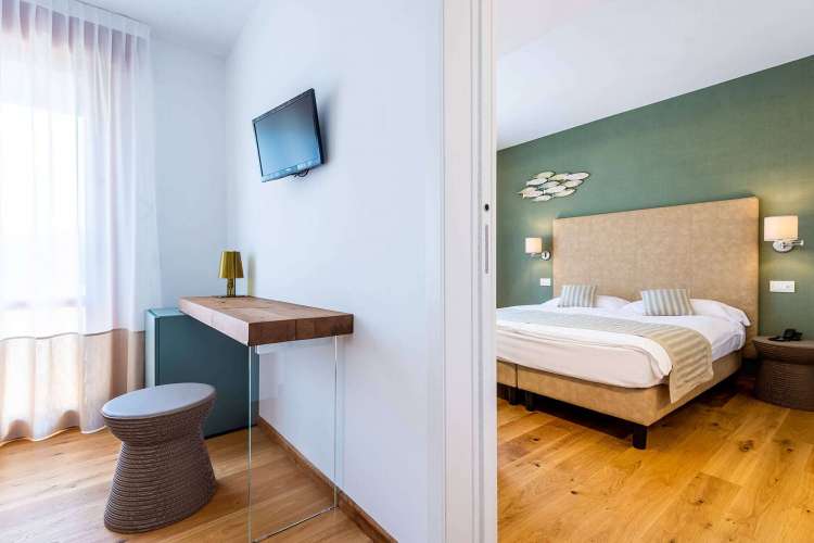 Hotel In Cavallino Hotel Junior Cavallino 3 Star Hotel