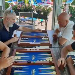 backgammon