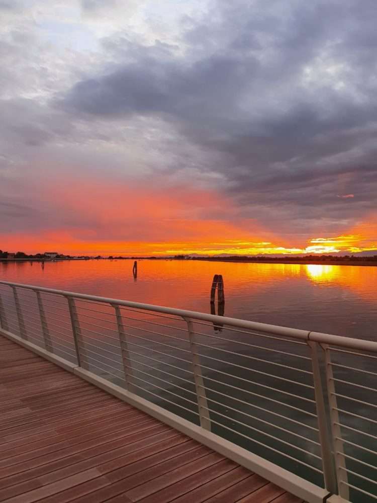 Questo autunno scopri il nostro territorio: passeggiate in spiaggia, piste ciclabili, le isole della Laguna di Venezia, le mostre d'arte e molti altri eventi. Biciclette per bambini e adulti disponibili gratuitamente. Visita la Junior Farm l’azienda agricola biologica della Famiglia Castelli. Non farti sfuggire uno dei tramonti più belli del mondo.