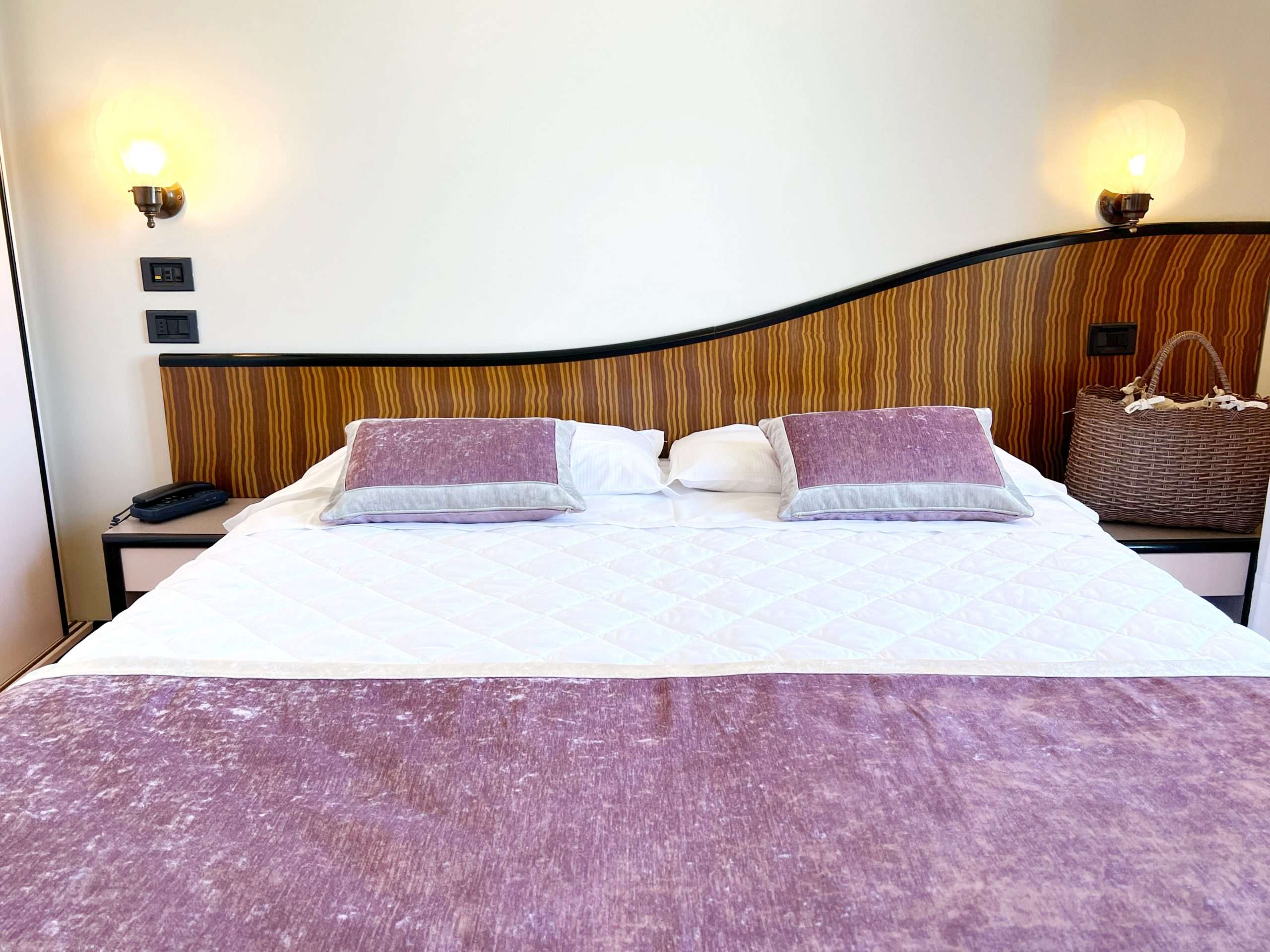 JF camere Basic 4