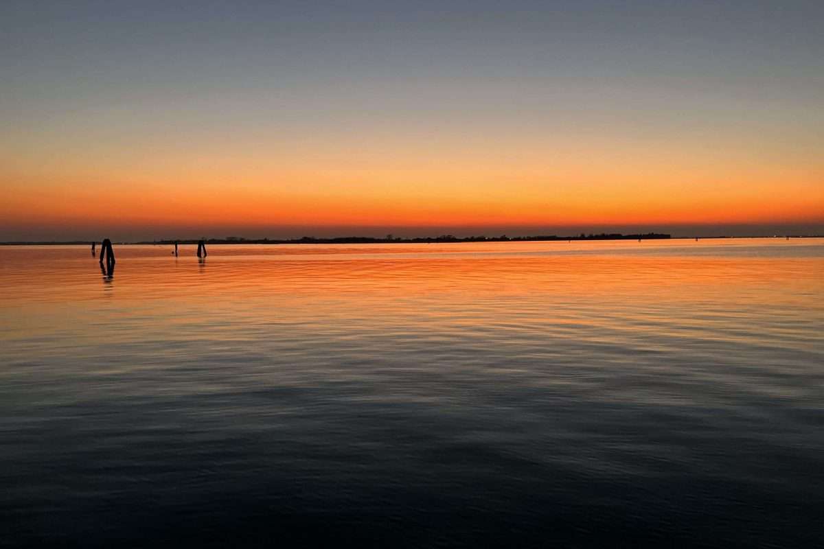 Tramonto laguna di Venezia vista su Sant'Erasmo